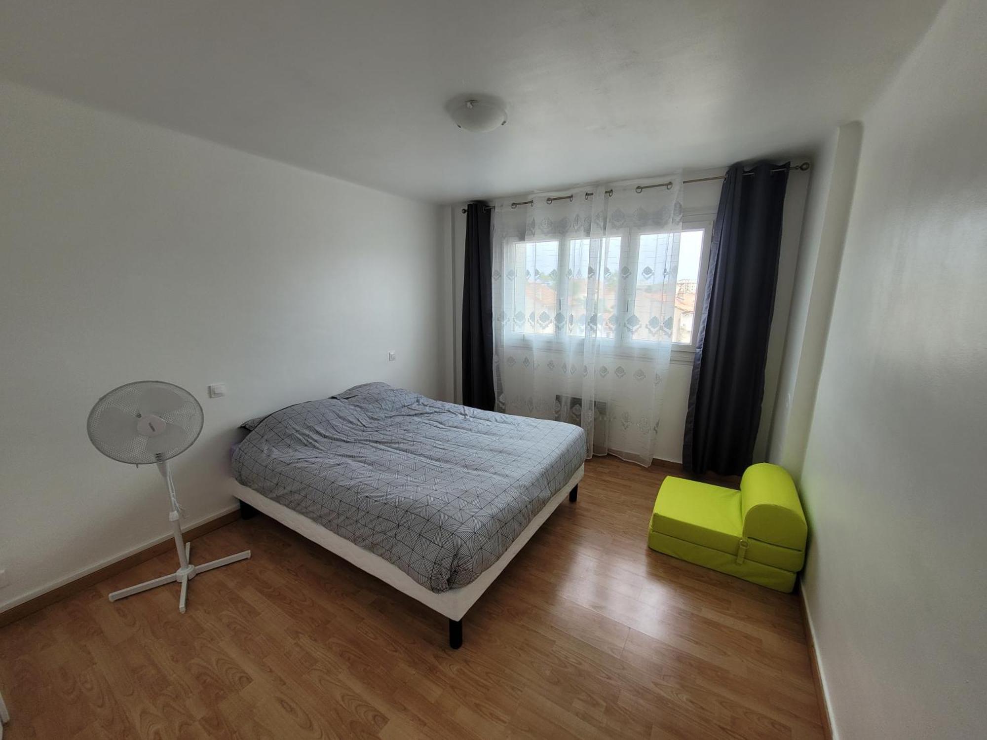 T4 Lumineux Et Spacieux, Parking Et Parc Prive Tolone Esterno foto